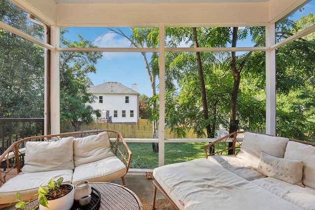 121 La View Rd, Hendersonville, TN 37075 - sunroom / solarium with an outdoor hangout area