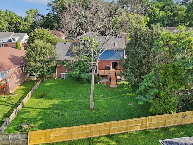 121 La View Rd, Hendersonville, TN 37075 - fenced backyard featuring a deck