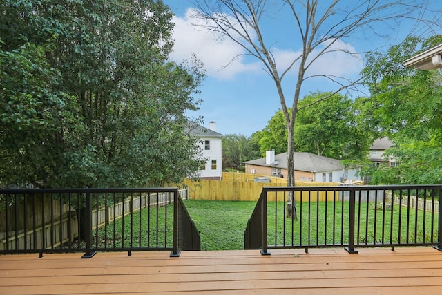 121 La View Rd, Hendersonville, TN 37075 - wooden deck with a fenced backyard