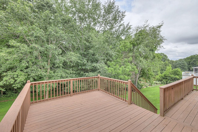 1222 Broadmoor Cir, Franklin, TN 37067 - wooden terrace with a yard