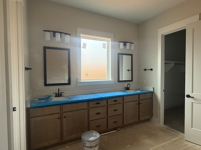 7263 Fairlawn Dr, Fairview, TN 37062 - full bathroom featuring double vanity