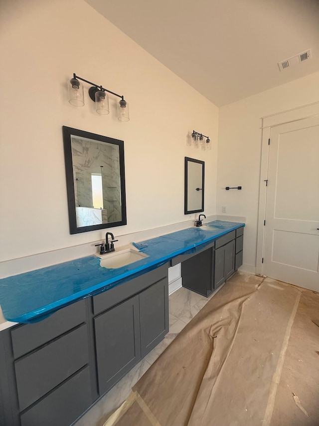 7266 Fairlawn Dr, Fairview, TN 37062 - full bath with double vanity