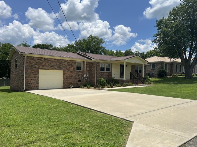 215 Curtis Ave, Alexandria, TN 37012 - photo 3