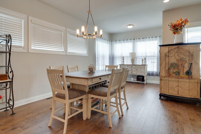 112 Misty Way, Hendersonville, TN 37075 - dining area featuring a chandelier, wood finished floors, and recessed lighting