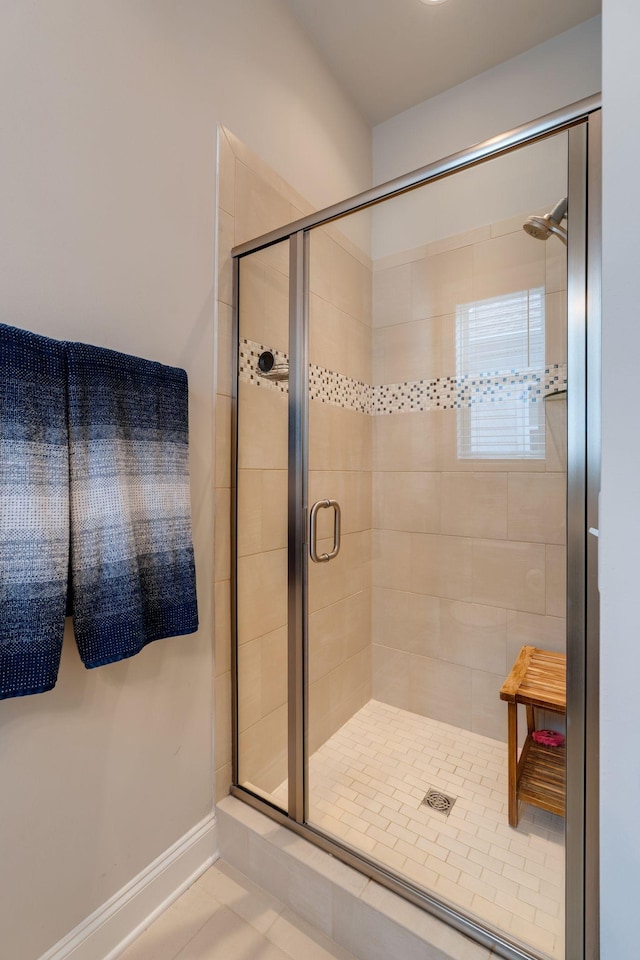 112 Misty Way, Hendersonville, TN 37075 - full bath featuring a shower stall and tile patterned floors