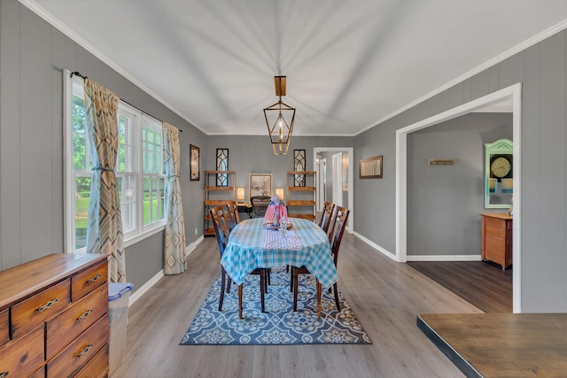 5058 New Chapel Rd, Springfield, TN 37172 - dining space featuring plenty of natural light, crown molding, and wood finished floors