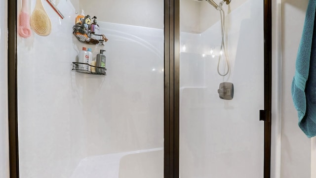 785 Grindstone Hollow Rd, Dickson, TN 37055 - full bath with a shower stall