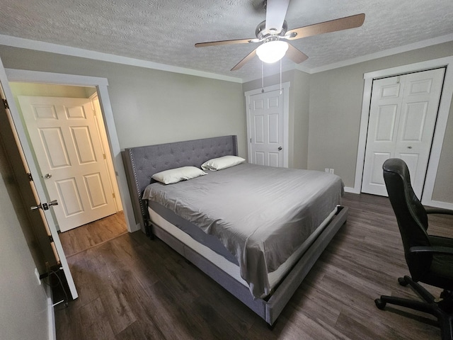 770 Jack Smith Rd, Dunlap, TN 37327 - bedroom with a textured ceiling, dark wood-style floors, ceiling fan, a closet, and crown molding