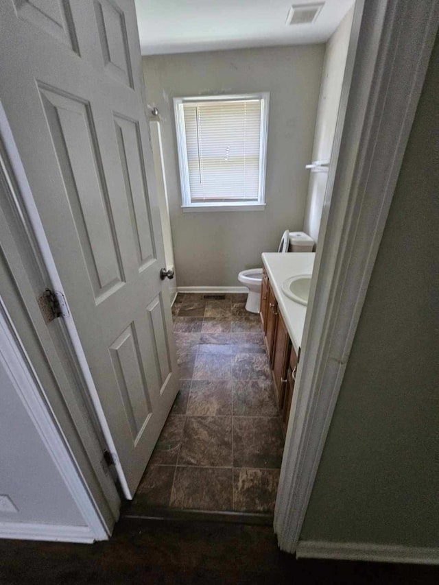 309 Byrd Ave, Murfreesboro, TN 37129 - bathroom with vanity and toilet