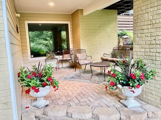 6607 Ormond Dr, Nashville, TN 37205 - view of patio