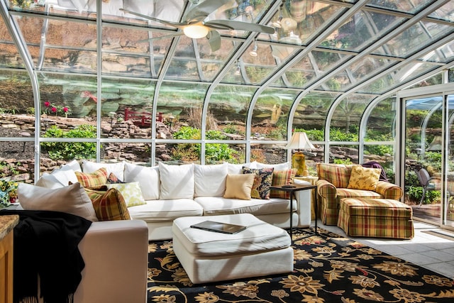 6607 Ormond Dr, Nashville, TN 37205 - sunroom featuring ceiling fan and outdoor lounge area