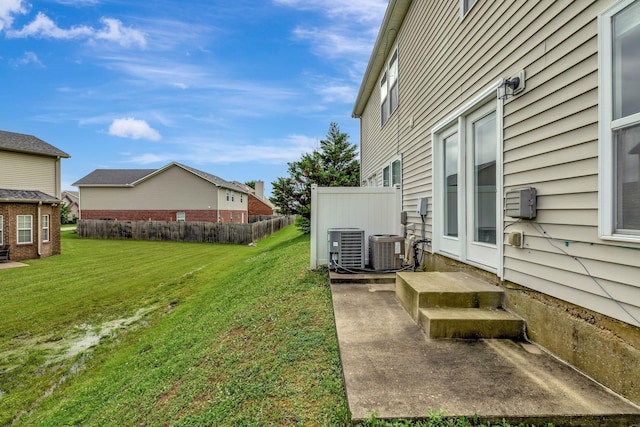 4247 Aurora Cir, Murfreesboro, TN 37127 - view of yard