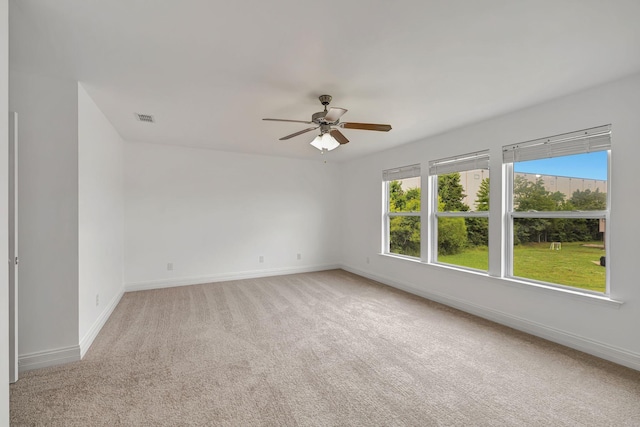 4247 Aurora Cir, Murfreesboro, TN 37127 - unfurnished room with ceiling fan and light colored carpet