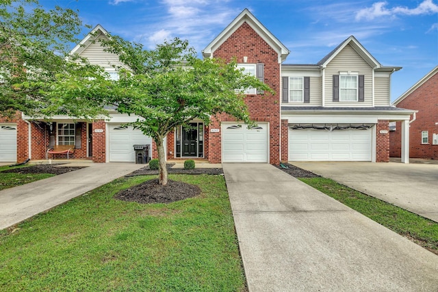 4247 Aurora Cir, Murfreesboro, TN 37127 - traditional-style home featuring driveway and brick siding