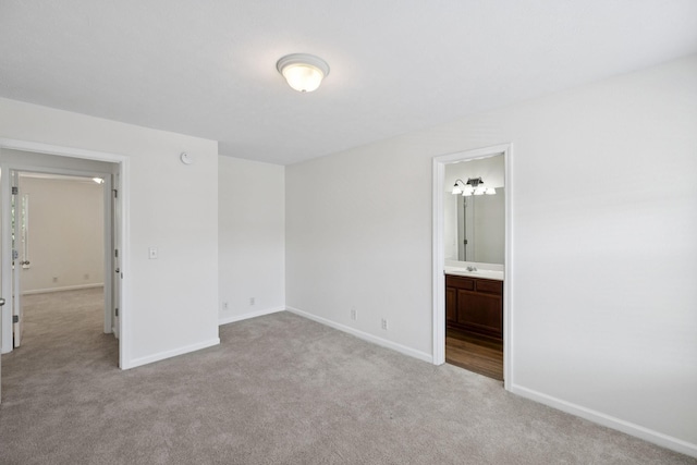 354 Arapaho Dr, Murfreesboro, TN 37128 - unfurnished bedroom featuring light carpet and connected bathroom