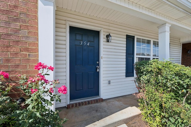 354 Arapaho Dr, Murfreesboro, TN 37128 - entrance to property featuring a porch