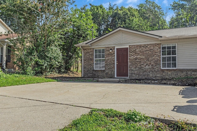 516 Maxine Dr, Antioch, TN 37013 - photo 2
