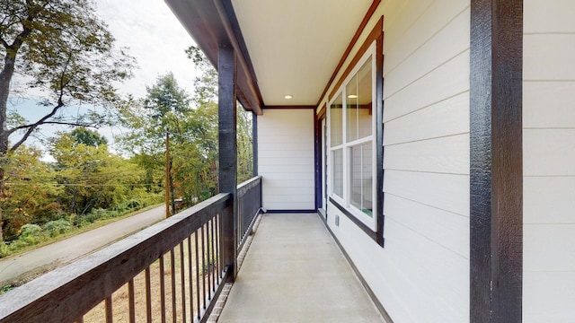 2346 Rhea Branch Rd, Ethridge, TN 38456 - view of balcony