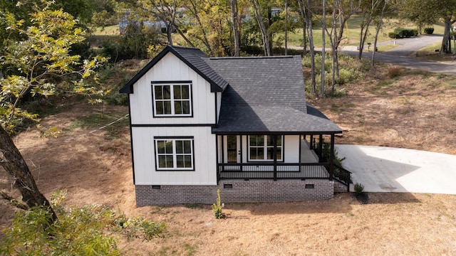 2346 Rhea Branch Rd, Ethridge, TN 38456 - view of front facade featuring a porch, crawl space, and roof with shingles