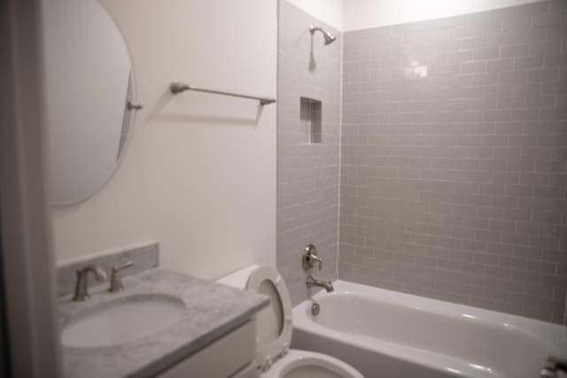1023 Echelon Dr, Franklin, TN 37064 - bathroom with bathing tub / shower combination and vanity