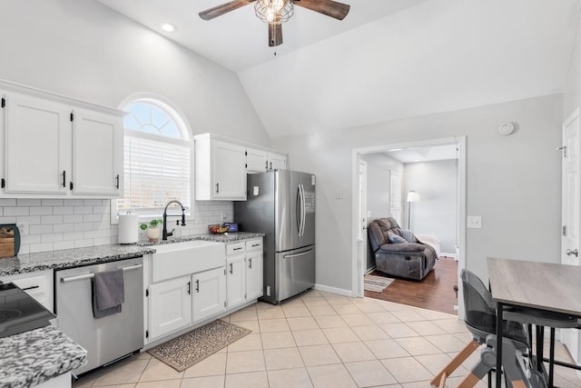 1006 Glennie Lee Dr, Greenbrier, TN 37073 - photo 10