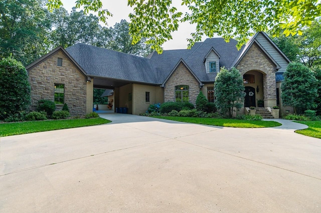 205 Nature Ridge Rd, Tullahoma, TN 37388 - view of front of property featuring stone siding and curved driveway