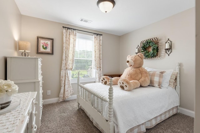31 Harbor Pt, Lebanon, TN 37087 - bedroom featuring baseboards and light carpet