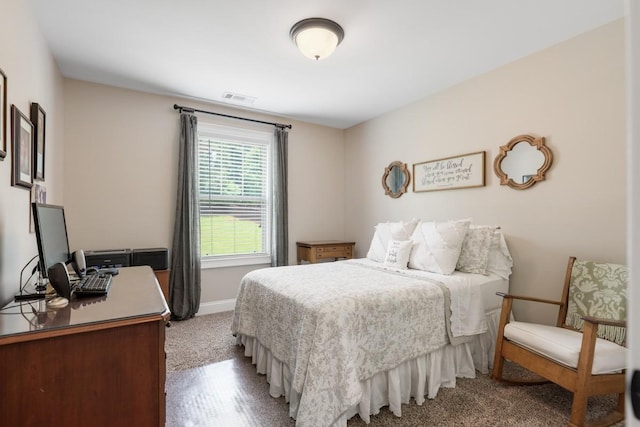 31 Harbor Pt, Lebanon, TN 37087 - bedroom with a desk and carpet