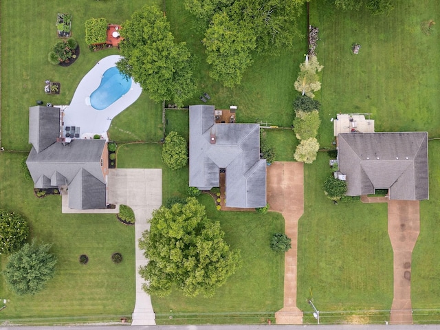 1908 Pointe Barton Dr, Lebanon, TN 37087 - aerial view of a pool area