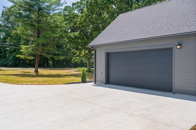 414 Ault Rd, Signal Mountain, TN 37377 - garage with view of wooded area