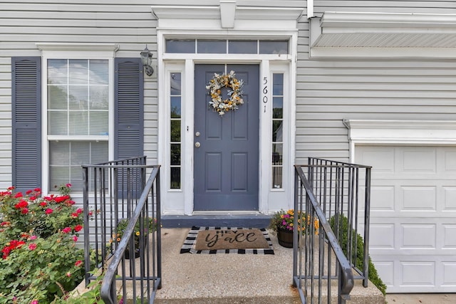 5601 Murphywood Xing, Antioch, TN 37013 - property entrance featuring a garage