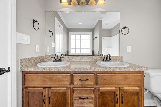 141 Bob White Trl, Oak Grove, KY 42262 - full bathroom featuring crown molding and double vanity