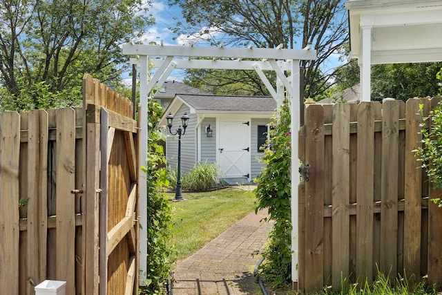 227 Riverbend Dr, Franklin, TN 37064 - gate featuring an outdoor structure