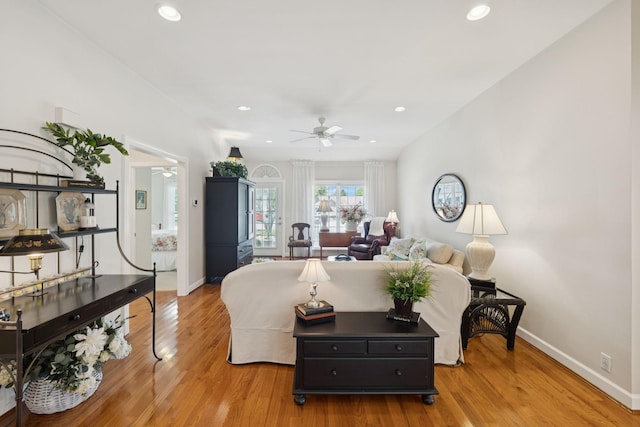 227 Riverbend Dr, Franklin, TN 37064 - living area featuring ceiling fan, light wood-style floors, and recessed lighting