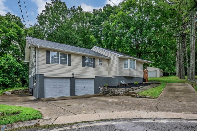 2828 Airwood Dr, Nashville, TN 37214 - photo 1