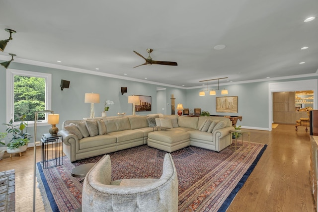 111 Hardingwoods Pl, Nashville, TN 37205 - living area with recessed lighting, ceiling fan, wood finished floors, and ornamental molding