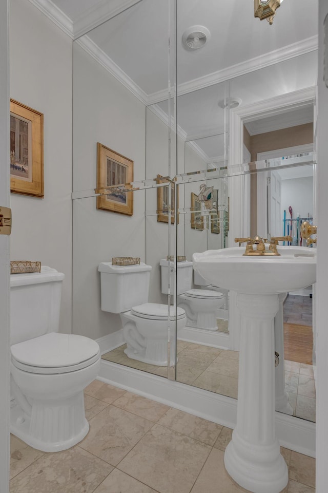 111 Hardingwoods Pl, Nashville, TN 37205 - bathroom featuring toilet and ornamental molding