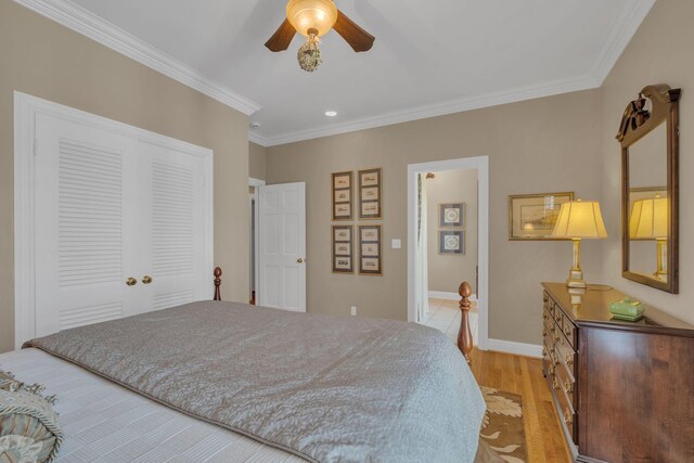 111 Hardingwoods Pl, Nashville, TN 37205 - bedroom with crown molding, a closet, light wood-style floors, and ceiling fan