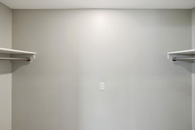 438 Siena Dr, Nashville, TN 37205 - view of spacious closet