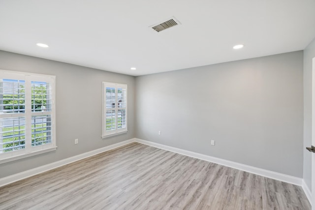 438 Siena Dr, Nashville, TN 37205 - spare room featuring light wood-type flooring, healthy amount of natural light, and recessed lighting