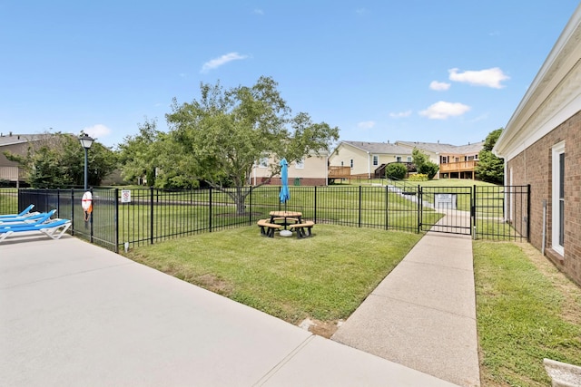 438 Siena Dr, Nashville, TN 37205 - view of yard featuring a dog friendly area
