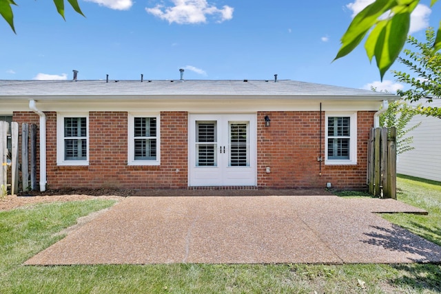 438 Siena Dr, Nashville, TN 37205 - back of property with a patio and brick siding