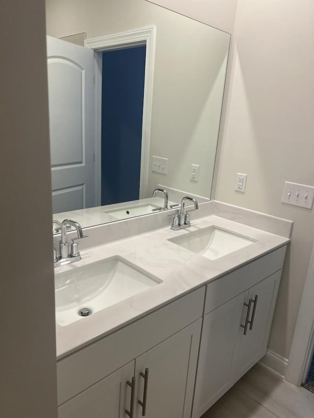 204 Douglas Bend Rd Unit 804, Gallatin, TN 37066 - bathroom featuring double vanity