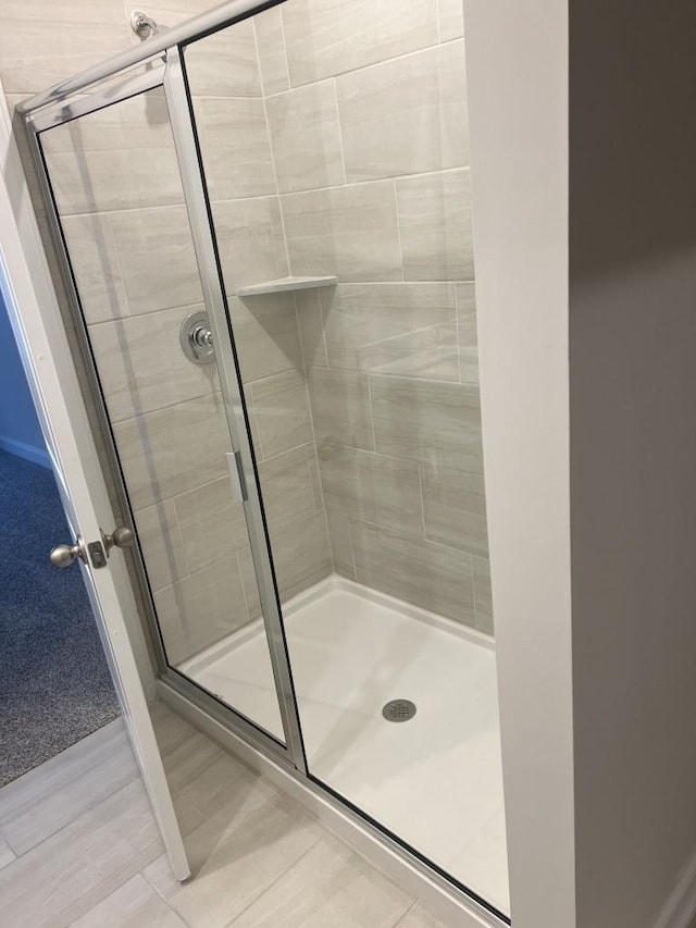 204 Douglas Bend Rd Unit 804, Gallatin, TN 37066 - bathroom with a stall shower