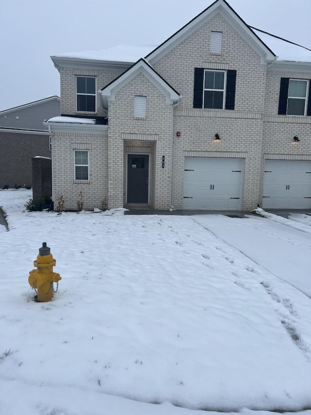 204 Douglas Bend Rd Unit 804, Gallatin, TN 37066 - traditional-style home featuring brick siding and an attached garage