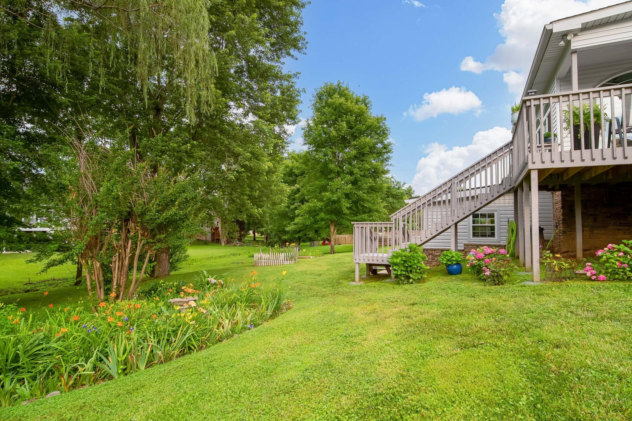 1003 Creekglen Ct, Hendersonville, TN 37075 - photo 18