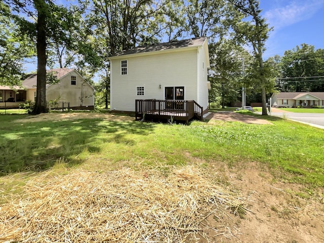 7203 Chester Rd, Fairview, TN 37062 - back of property with a wooden deck and a yard