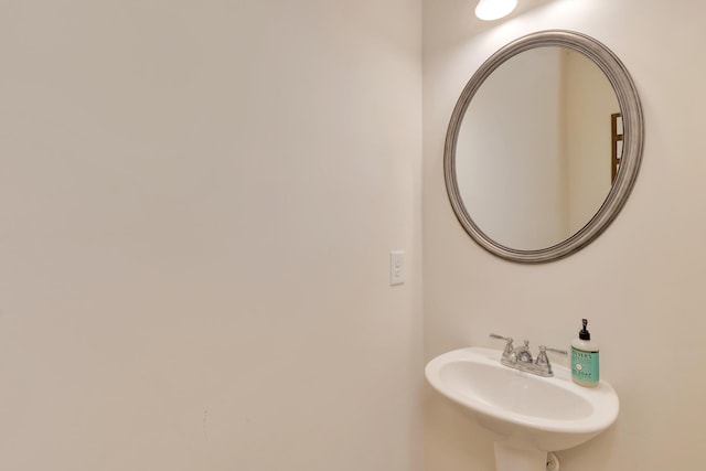 5 Oak Ridge Ct NE, Rome, GA 30165 - bathroom featuring a sink