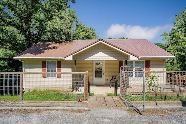 183 Borden St, Gainesboro, TN 38562 - photo 4