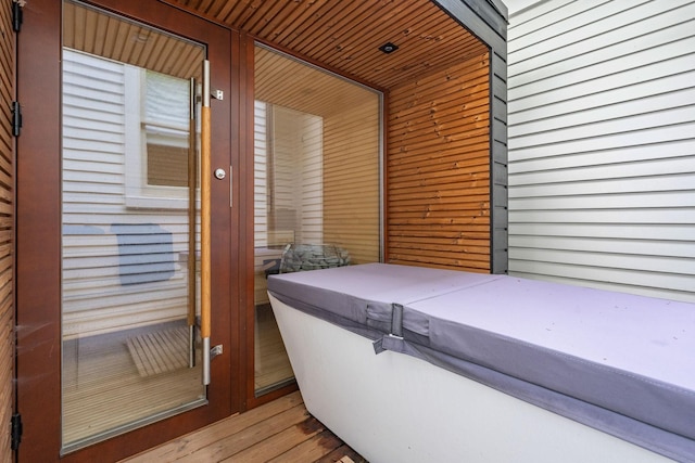 1504 Sweetbriar Ave, Nashville, TN 37212 - exterior space with a hot tub